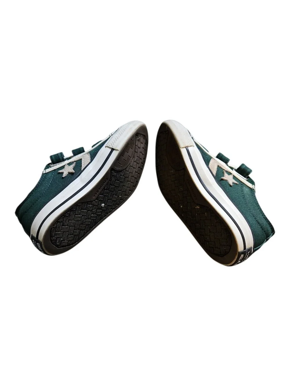 Converse Star Player 76 Easy-on Luxe Low Top Sneakers Shoes. Kids 13